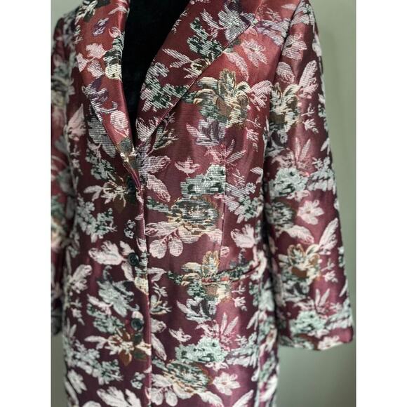 VINCE CAMUTO Women's Floral Tapestry Burgundy Topper Mid Length Jacket Size 14 - Picture 8 of 10